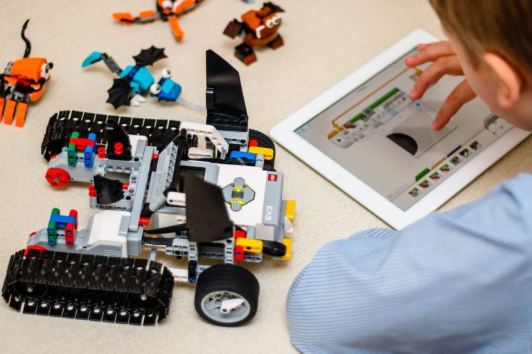 Can robotics teach problem solving to students?